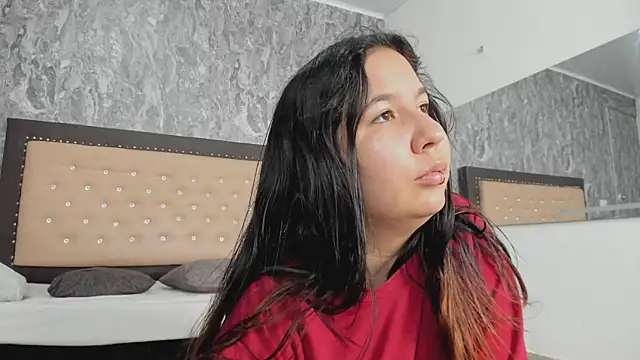 Lia sarahi online show from November 2025 11:46:02 AM