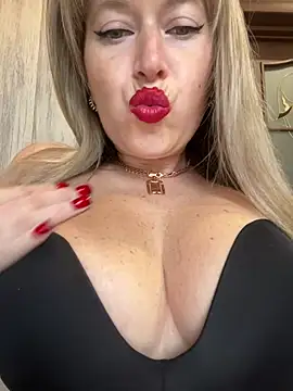 Kittenforyou online show from February 2026 01:12:02 PM