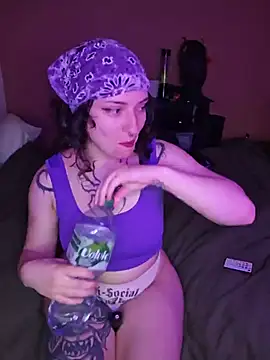 Snapshot of Moxxxie chatting on June 2026 01:50:02 PM Moxxxie online show from June 2026 01:50:02 PM