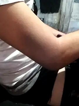 Wero4200 online show from April 2026 07:08:02 PM