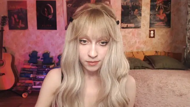 Friendly Ellie online show from March 2025 03:22:02 AM