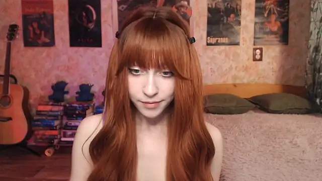 Snapshot of Friendly_Ellie chatting on September 2025 01:44:02 AM Friendly Ellie online show from September 2025 01:44:02 AM