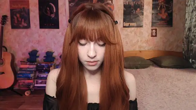 Snapshot of Friendly_Ellie chatting on September 2025 11:10:02 PM Friendly Ellie online show from September 2025 11:10:02 PM