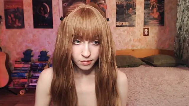 Snapshot of Friendly_Ellie chatting on October 2025 01:14:01 PM Friendly Ellie online show from October 2025 01:14:01 PM