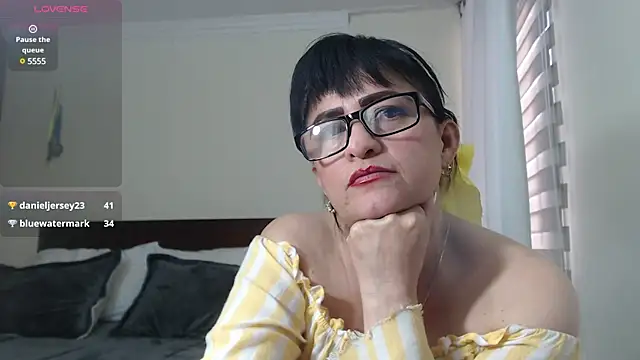 ISABEEL SOFIA01 online show from January 2025 10:31:02 PM