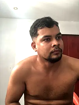 Snapshot of ElsecretodeBruno chatting on December 2025 06:58:01 PM ElsecretodeBruno online show from December 2025 06:58:01 PM