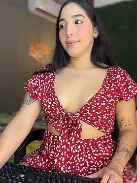 Amandanauty online show from November 2025 05:51:02 AM