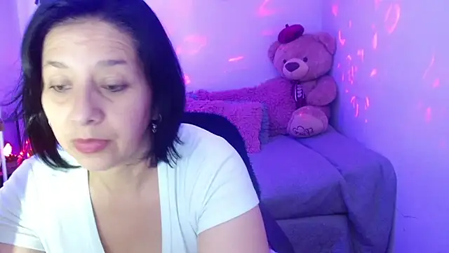 camilalatti online show from October 2025 11:58:02 PM