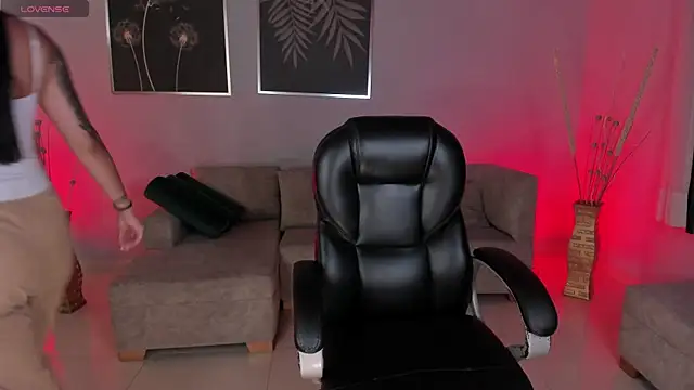 NickyLawson online show from January 2026 04:26:02 AM