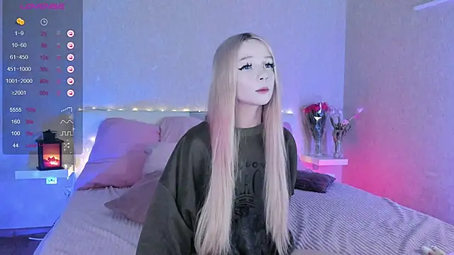 Snapshot of Misty_Shadow chatting on March 2025 07:05:01 PM Misty Shadow online show from March 2025 07:05:01 PM