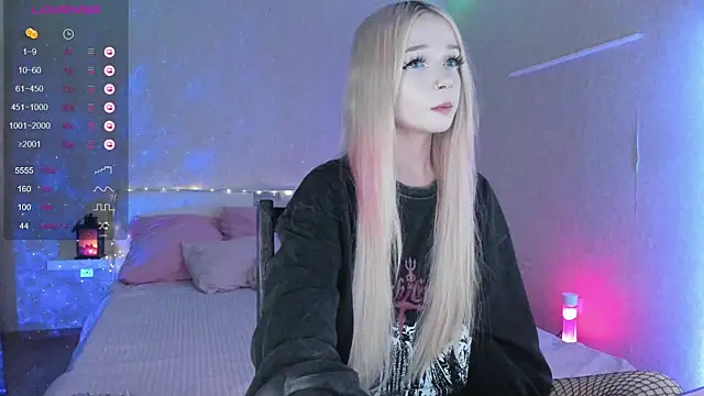 Snapshot of Misty_Shadow chatting on March 2025 06:29:01 PM Misty Shadow online show from March 2025 06:29:01 PM