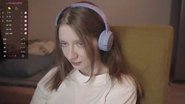 mollytuck online show from December 2024 01:51:02 PM