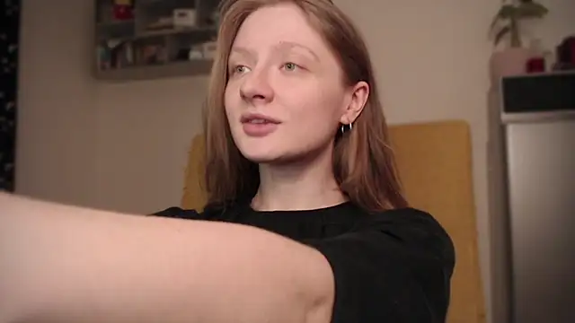 mollytuck online show from December 2024 05:59:02 PM