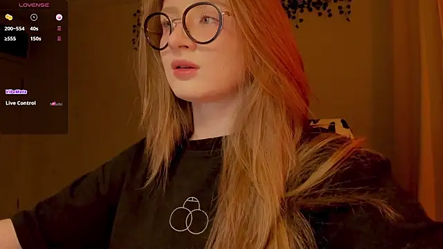 mollytuck online show from April 2026 03:49:01 PM