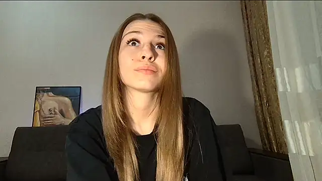 LovelyKatea online show from February 2025 01:33:02 PM