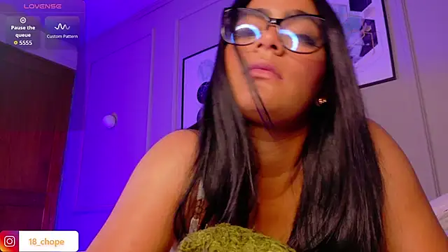  charlotte11 online show from October 2025 01:54:01 PM