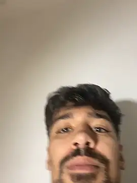Snapshot of Hermanooooooo chatting on June 2026 01:45:01 PM Hermanooooooo online show from June 2026 01:45:01 PM
