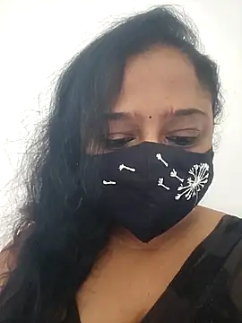 Snapshot of sexynayan23 chatting on October 2025 05:04:02 AM sexynayan23 online show from October 2025 05:04:02 AM