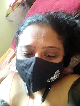 sexynayan23 online show from April 2026 05:24:02 AM