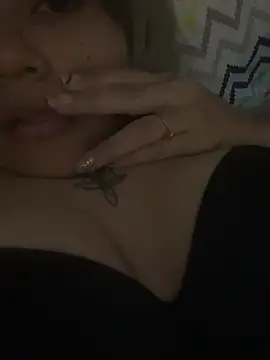 SamanthaBlonde777 online show from May 2026 03:25:02 AM