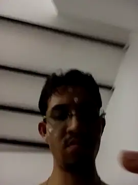 Snapshot of tiben11 chatting on October 2025 03:41:02 AM tiben11 online show from October 2025 03:41:02 AM