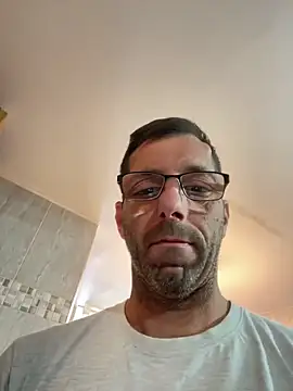 steph19x5 online show from April 2026 03:32:01 PM