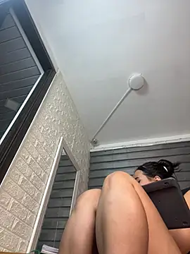 Snapshot of Little_Amber6 chatting on December 2024 08:09:02 AM Little Amber6 online show from December 2024 08:09:02 AM