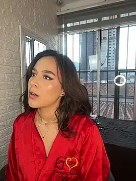 Snapshot of Little_Amber6 chatting on January 2025 09:20:01 PM Little Amber6 online show from January 2025 09:20:01 PM