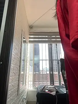 Snapshot of Little_Amber6 chatting on February 2025 09:02:01 PM Little Amber6 online show from February 2025 09:02:01 PM