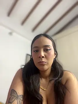 Snapshot of Little_Amber6 chatting on March 2025 08:52:01 PM Little Amber6 online show from March 2025 08:52:01 PM