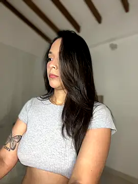 Snapshot of Little_Amber6 chatting on September 2025 11:50:01 PM Little Amber6 online show from September 2025 11:50:01 PM