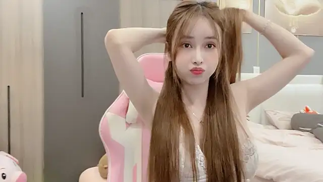 ANNA102 online show from February 2025 08:58:01 AM