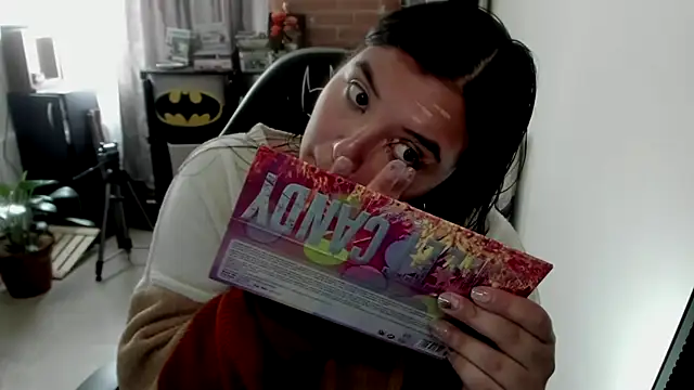 aika-dreams online show from April 2026 02:14:02 PM