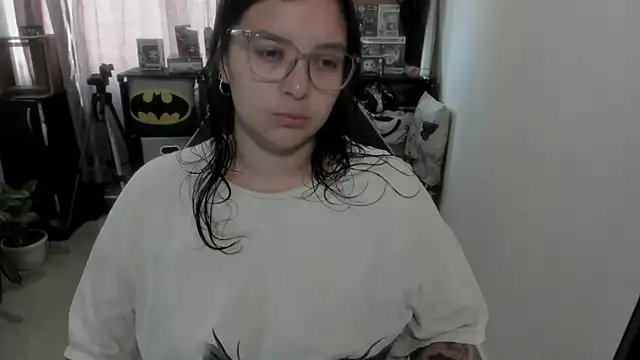 Snapshot of aika-dreams chatting on July 2026 01:48:02 PM aika-dreams online show from July 2026 01:48:02 PM