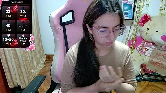 Maggie Fox3 online show from January 2025 11:56:01 PM