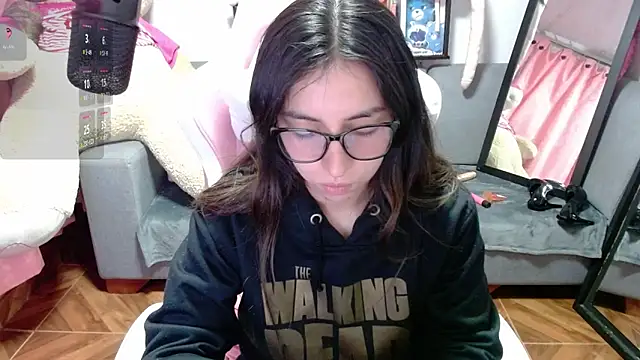 Maggie Fox3 online show from March 2026 02:05:02 AM