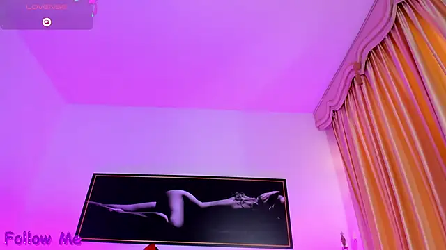 perla hott1 online show from March 2026 03:40:01 PM