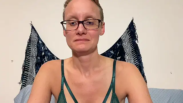 LeahWilde online show from January 2025 01:59:02 AM