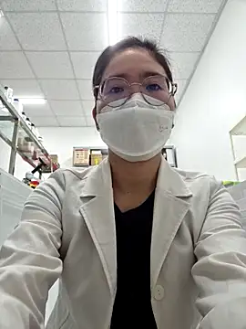 Snapshot of HinaLovely chatting on March 2026 03:12:02 AM HinaLovely online show from March 2026 03:12:02 AM