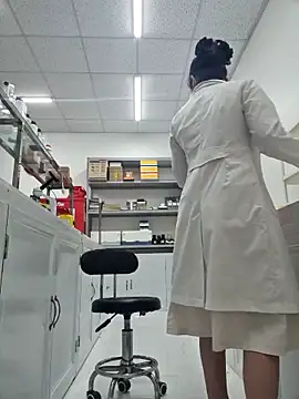 Snapshot of HinaLovely chatting on March 2026 03:10:01 AM HinaLovely online show from March 2026 03:10:01 AM