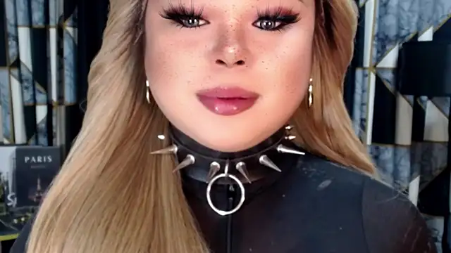 Snapshot of Mistress_DOMnicaaxx chatting on September 2025 11:32:02 PM Mistress DOMnicaaxx online show from September 2025 11:32:02 PM