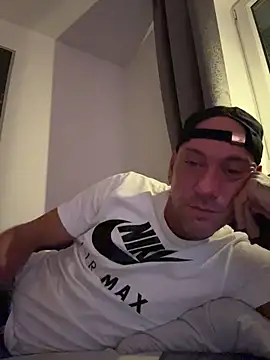 Snapshot of cock4you86 chatting on November 2025 05:20:01 PM cock4you86 online show from November 2025 05:20:01 PM