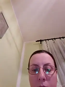 Snapshot of Goodass7 chatting on December 2024 04:38:02 PM Goodass7 online show from December 2024 04:38:02 PM