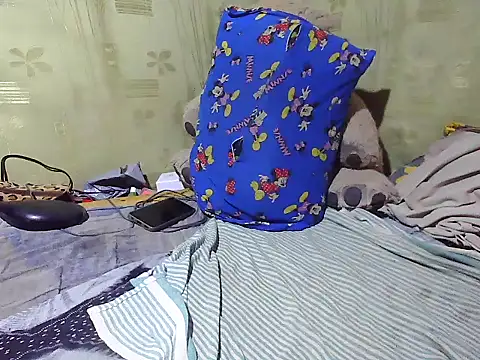 Snapshot of Alora-shine chatting on February 2025 02:39:01 AM Alora-shine online show from February 2025 02:39:01 AM