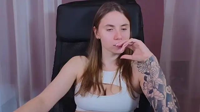  AnnaStark  online show from January 2025 11:55:01 PM