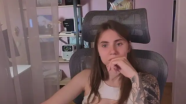  AnnaStark  online show from July 2026 08:26:01 PM