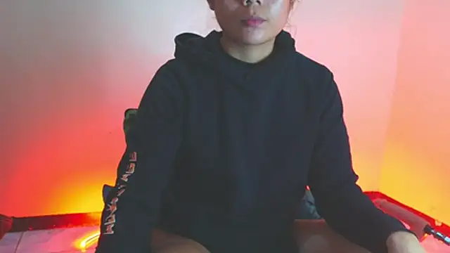 Raquel789 online show from March 2026 04:21:01 PM