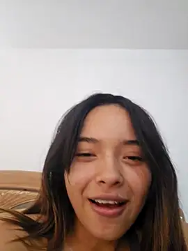 Irina Grant online show from September 2025 01:43:01 AM