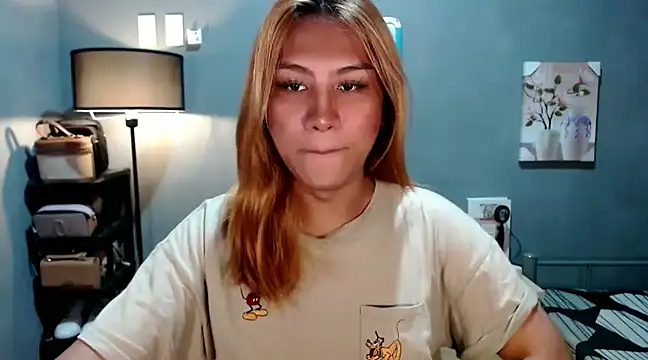 Snapshot of luxxy_grand chatting on January 2025 10:40:01 PM luxxy grand online show from January 2025 10:40:01 PM