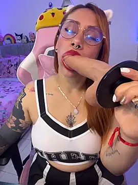 Luna Paris  online show from April 2026 02:39:01 PM